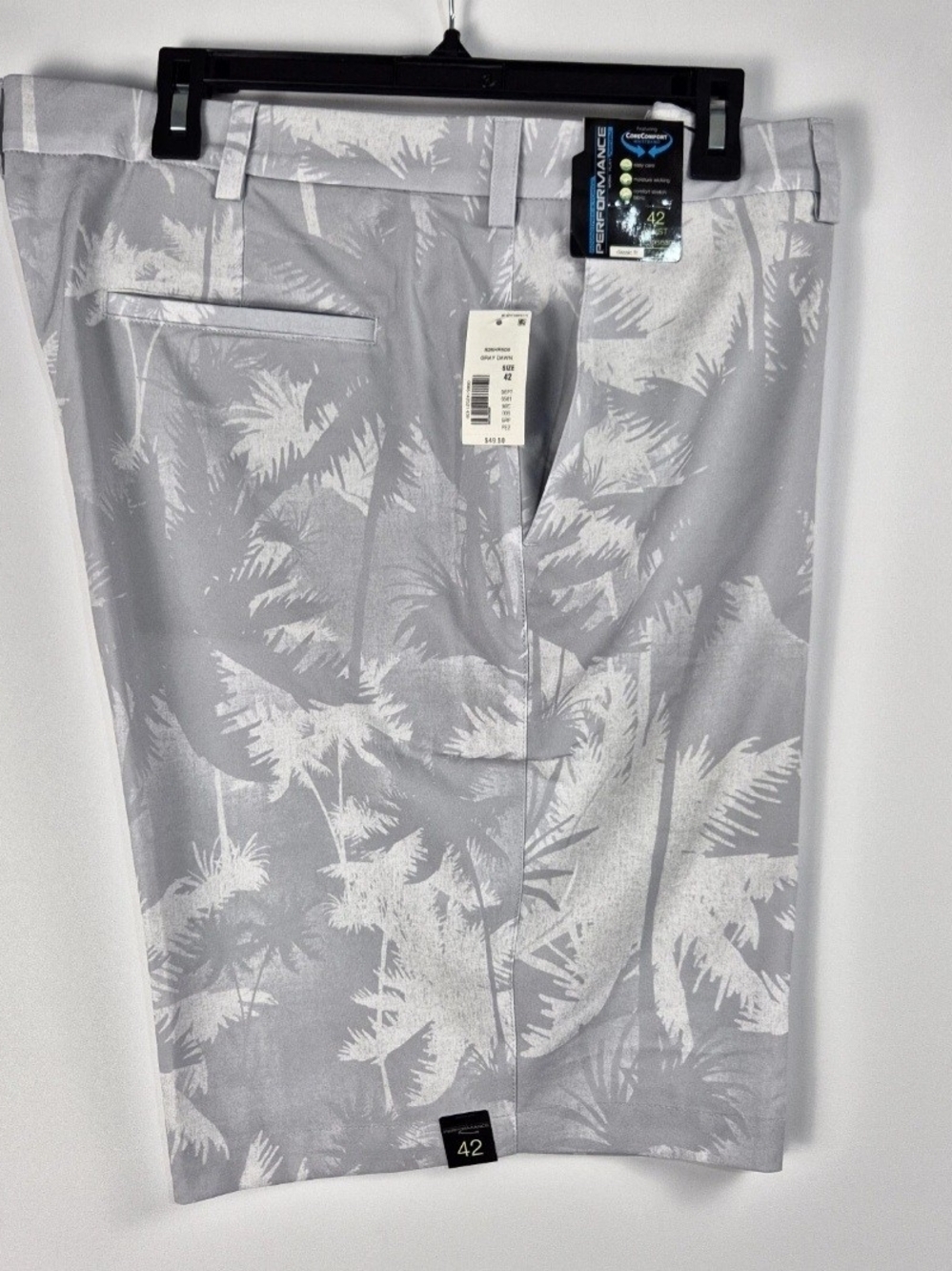 Roundtree & Yorke Performance Shorts Mens size 42 x 9" Inseam Gray Dawn 09